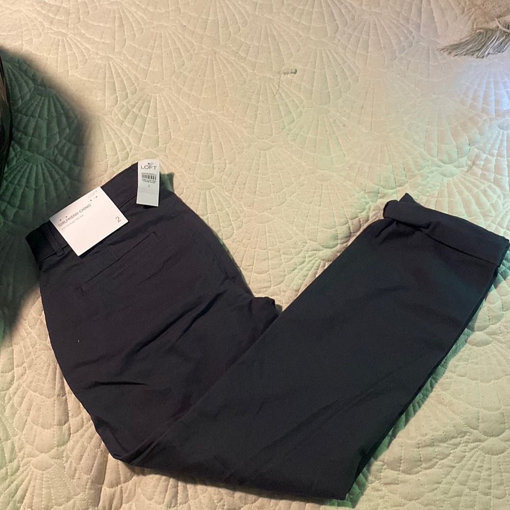 Loft girlfriend chino pants. 2 pairs never worn size 2.